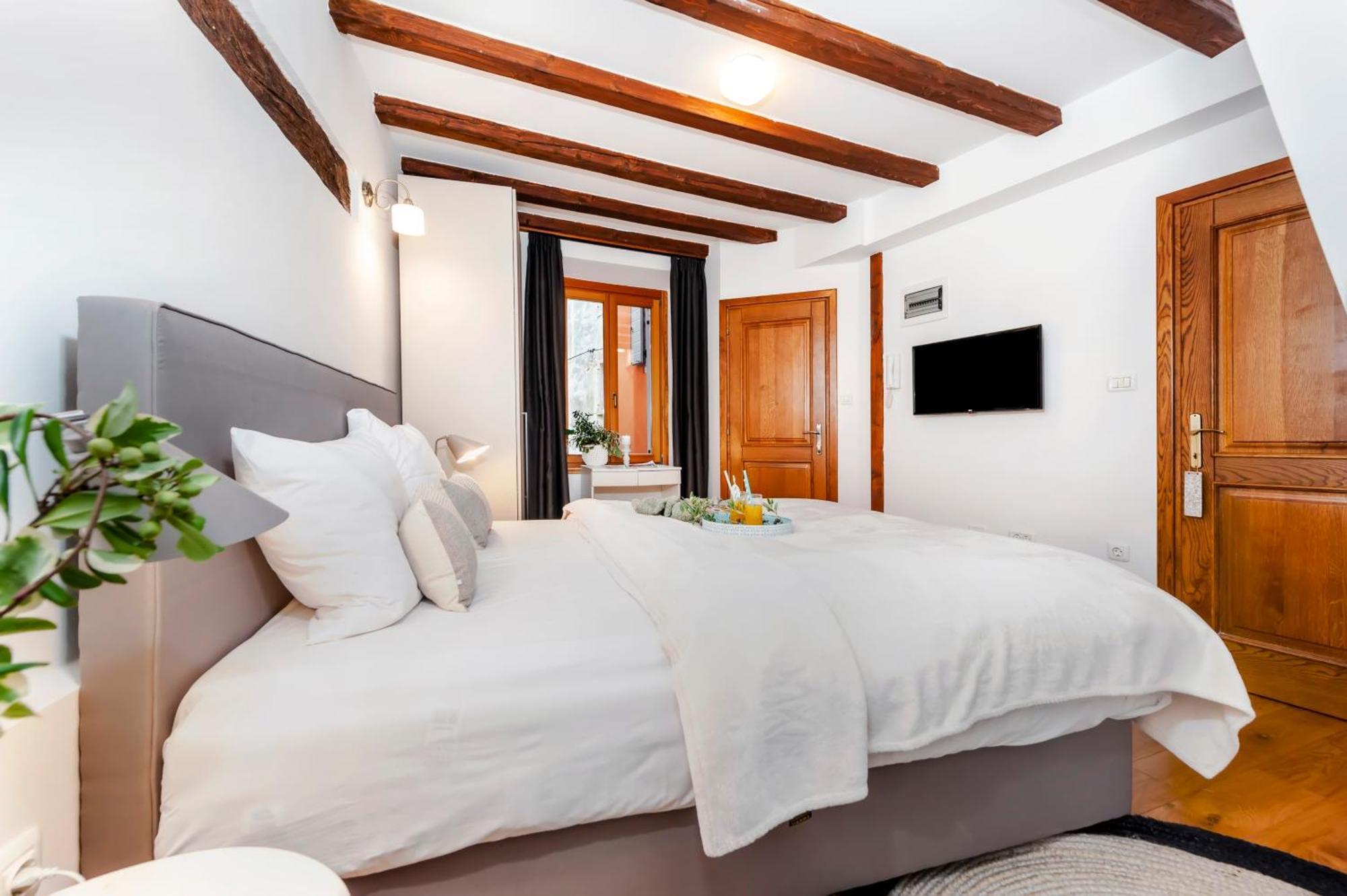 Noemi'S Rooms Rovinj Pokoj fotografie